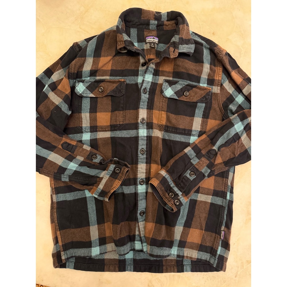 Patagonia Fjord Flannel Shirt Plaid Organic Cotton Heavyweight Button Up M209